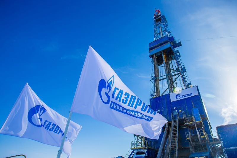 Газпром нефть" намерена к 2020 году достичь добычи в 100 млн тонн н.э. в год